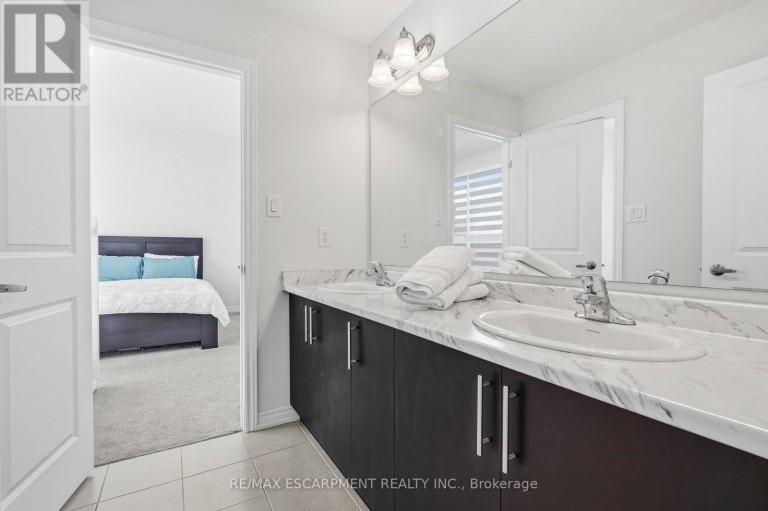 147 MIDLAND PLACE, Welland (Hwy 406/Welland), Ontario, L3B0H4