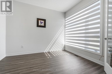 147 MIDLAND PLACE Welland (Hwy 406/Welland) Ontario photo 4