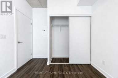 903 - 45 BASEBALL PLACE Toronto (South Riverdale) Ontario photo 13