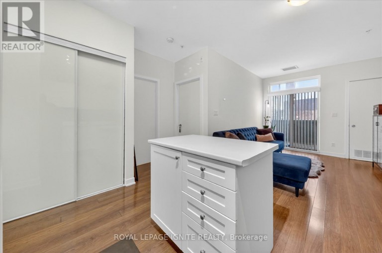 116 - 3560 ST CLAIR AVENUE E, Toronto (Scarborough Village), Ontario, M1K0A9