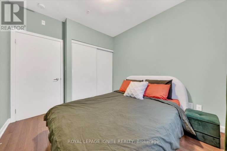 116 - 3560 ST CLAIR AVENUE E, Toronto (Scarborough Village), Ontario, M1K0A9