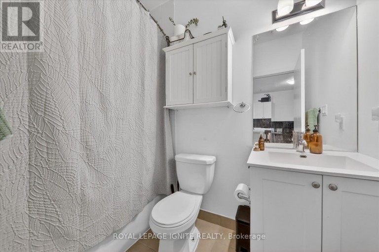 116 - 3560 ST CLAIR AVENUE E, Toronto (Scarborough Village), Ontario, M1K0A9