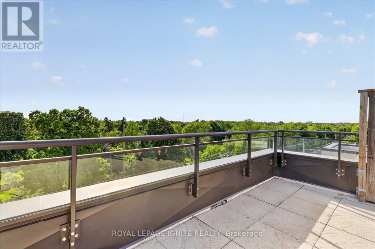116 - 3560 ST CLAIR AVENUE E, Toronto (Scarborough Village), Ontario, M1K0A9
