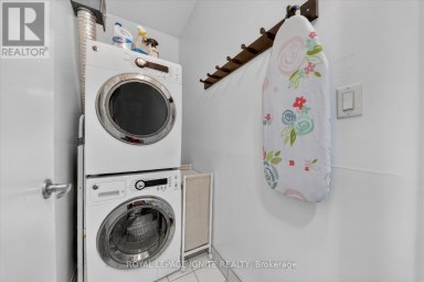 116 - 3560 ST CLAIR AVENUE E Toronto (Scarborough Village) Ontario photo 9