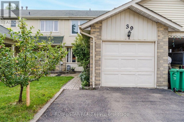 39 COURTLEIGH SQUARE, Brampton (Heart Lake East), Ontario, L6Z1J2