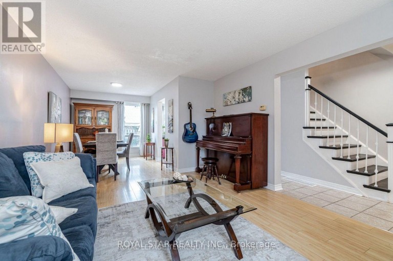 39 COURTLEIGH SQUARE, Brampton (Heart Lake East), Ontario, L6Z1J2