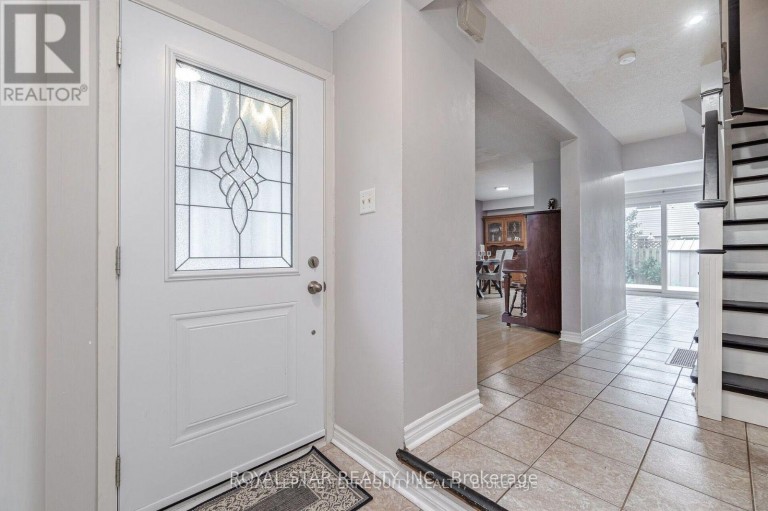 39 COURTLEIGH SQUARE, Brampton (Heart Lake East), Ontario, L6Z1J2