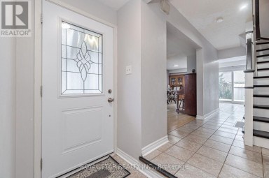 39 COURTLEIGH SQUARE Brampton (Heart Lake East) Ontario photo 8