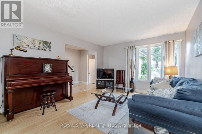 39 COURTLEIGH SQUARE, Brampton (Heart Lake East), Ontario, L6Z1J2