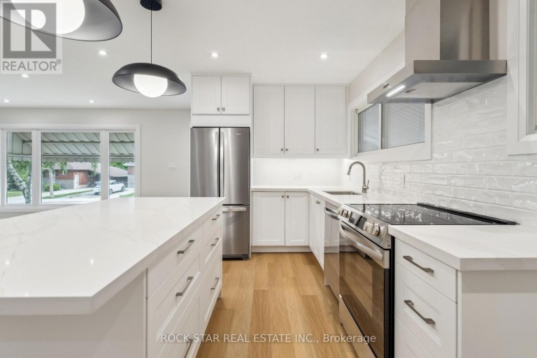 MAIN - 121 TOBY CRESCENT, Hamilton (Huntington), Ontario, L8T2N9