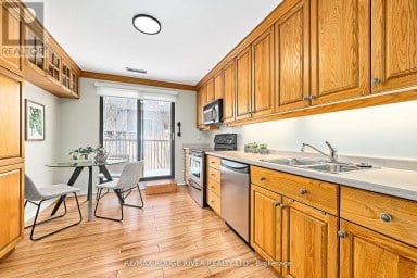 401 - 337 SIMCOE STREET Oshawa (O'Neill) Ontario photo 11