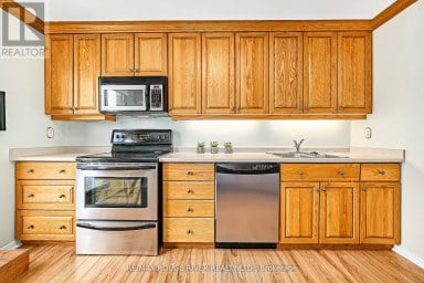401 - 337 SIMCOE STREET Oshawa (O'Neill) Ontario photo 13