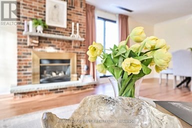 401 - 337 SIMCOE STREET Oshawa (O'Neill) Ontario photo 21