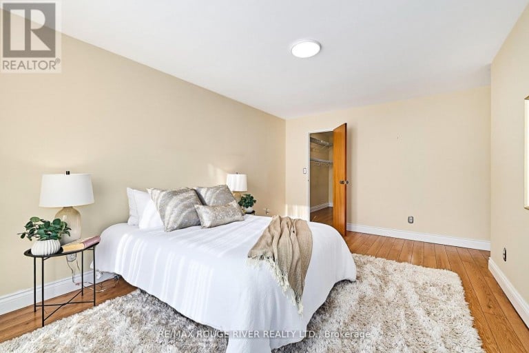 401 - 337 SIMCOE STREET, Oshawa (O'Neill), Ontario, L1G4T2