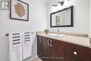 401 - 337 SIMCOE STREET Oshawa (O'Neill) Ontario photo 29