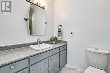 401 - 337 SIMCOE STREET Oshawa (O'Neill) Ontario photo 31