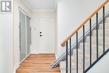 401 - 337 SIMCOE STREET Oshawa (O'Neill) Ontario photo 8
