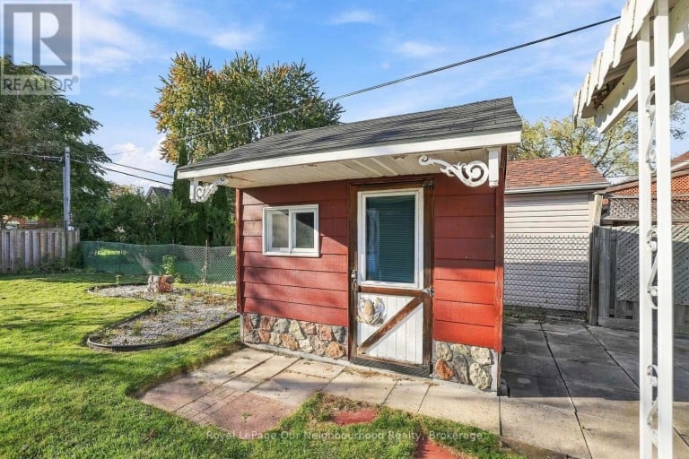 868 GRIERSON STREET, Oshawa (Centennial), Ontario, L1G5J9
