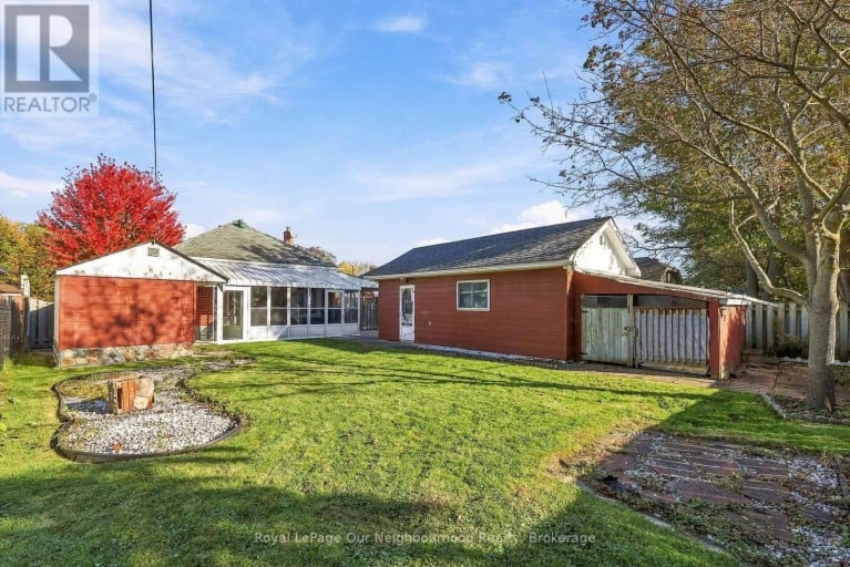 868 GRIERSON STREET, Oshawa (Centennial), Ontario, L1G5J9