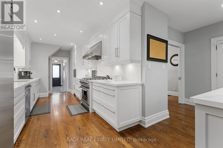 133 GLENGROVE AVENUE W, Toronto (Lawrence Park South), Ontario, M4R1P1