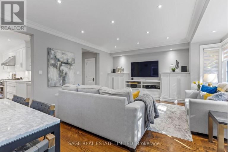 133 GLENGROVE AVENUE W, Toronto (Lawrence Park South), Ontario, M4R1P1