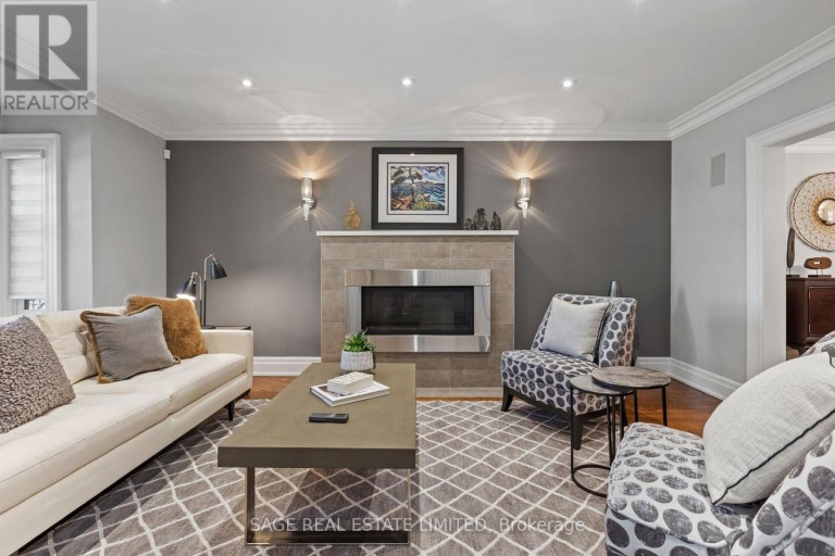 133 GLENGROVE AVENUE W, Toronto (Lawrence Park South), Ontario, M4R1P1