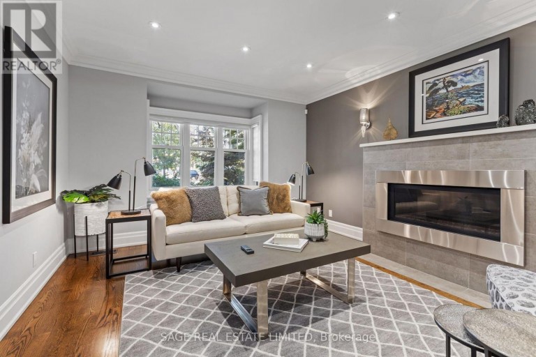 133 GLENGROVE AVENUE W, Toronto (Lawrence Park South), Ontario, M4R1P1