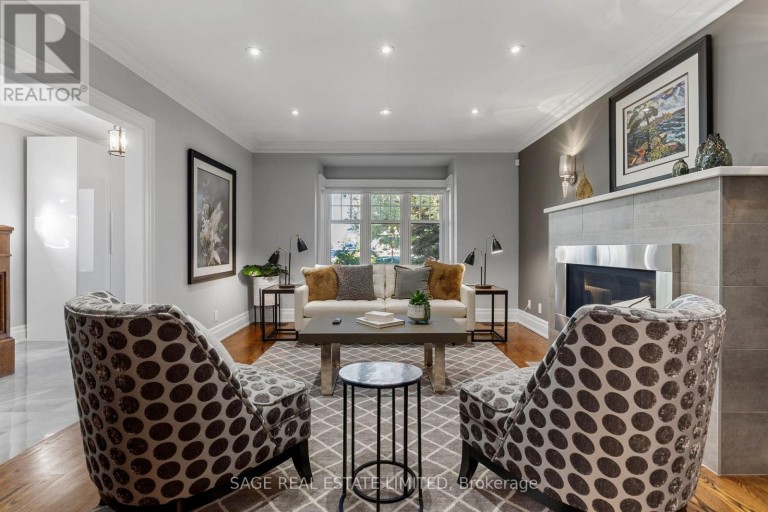 133 GLENGROVE AVENUE W, Toronto (Lawrence Park South), Ontario, M4R1P1