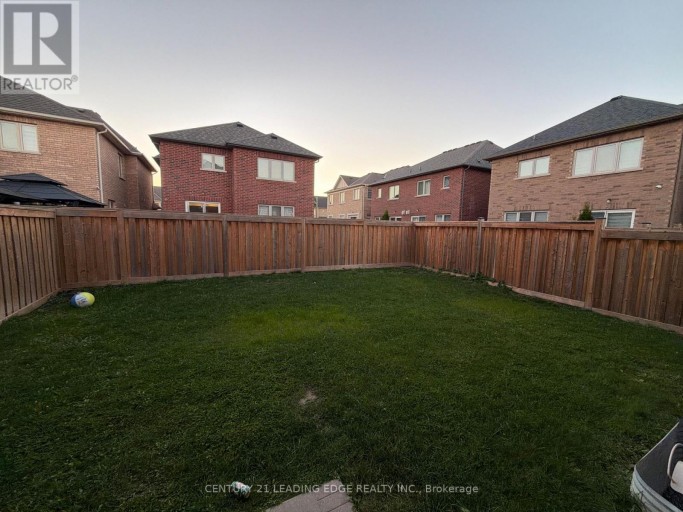 MAIN - 2432 EQUESTRIAN CRESCENT, Oshawa (Windfields), Ontario, L1L0L7