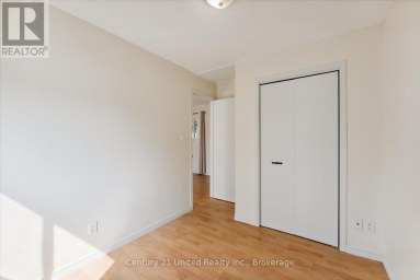 B - 556 EDISON AVENUE Peterborough (Otonabee Ward 1) Ontario photo 14