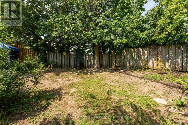 B - 556 EDISON AVENUE, Peterborough (Otonabee Ward 1), Ontario, K9J4G5