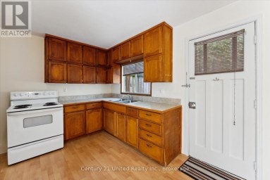 B - 556 EDISON AVENUE Peterborough (Otonabee Ward 1) Ontario photo 7