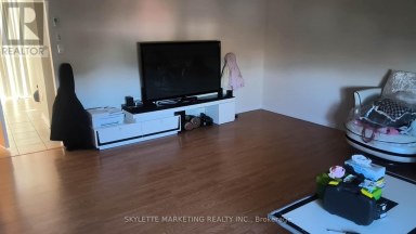 323 ALDERGROVE DRIVE Markham (Milliken Mills East) Ontario photo 3
