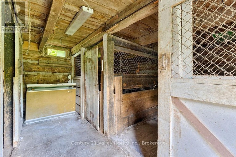 154 MCCAULEY MOUNTAIN ROAD, Bonnechere Valley, Ontario, K0J1M0
