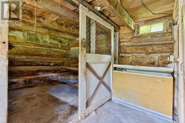 154 MCCAULEY MOUNTAIN ROAD, Bonnechere Valley, Ontario, K0J1M0