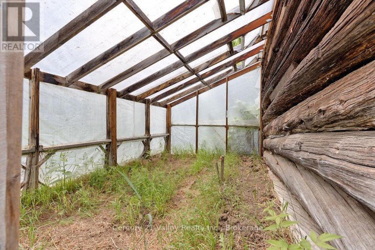 154 MCCAULEY MOUNTAIN ROAD, Bonnechere Valley, Ontario, K0J1M0