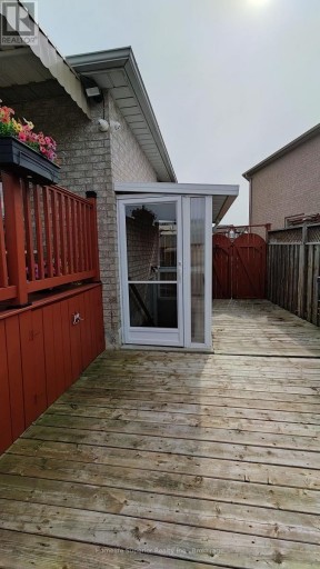 17 SUMMERFIELD CRESCENT, Brampton (Brampton West), Ontario, L6X4K4