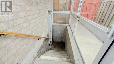 17 SUMMERFIELD CRESCENT Brampton (Brampton West) Ontario photo 4
