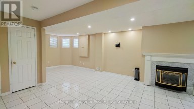 17 SUMMERFIELD CRESCENT Brampton (Brampton West) Ontario photo 8
