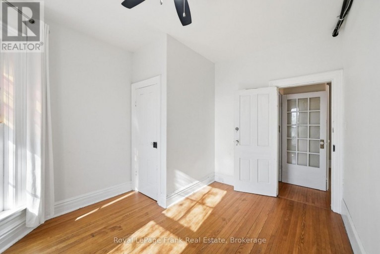 16 FRANCIS STREET, Kawartha Lakes (Lindsay), Ontario, K9V3R6