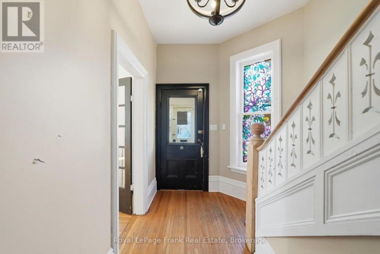 16 FRANCIS STREET, Kawartha Lakes (Lindsay), Ontario, K9V3R6