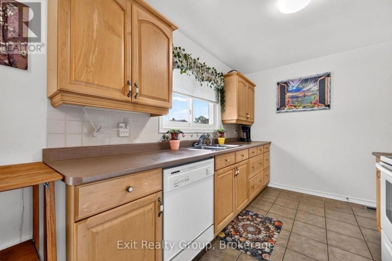 41 SECOND AVENUE, Quinte West (Trenton Ward), Ontario, K8V5M5