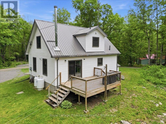 12 COSGROVE LANE, Stirling-Rawdon (Rawdon Ward), Ontario, K0K2M0