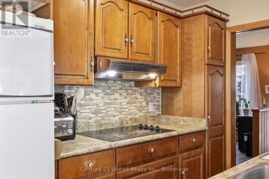 807 HIGHLAND COURT Peterborough (Northcrest Ward 5) Ontario photo 10