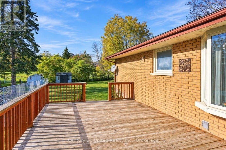 807 HIGHLAND COURT, Peterborough (Northcrest Ward 5), Ontario, K9H5K1