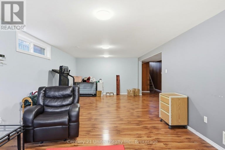 807 HIGHLAND COURT, Peterborough (Northcrest Ward 5), Ontario, K9H5K1