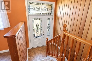 807 HIGHLAND COURT Peterborough (Northcrest Ward 5) Ontario photo 3