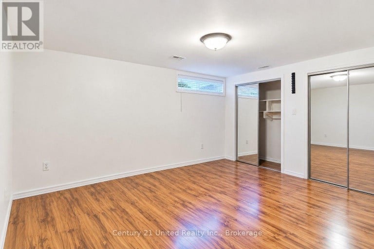 807 HIGHLAND COURT, Peterborough (Northcrest Ward 5), Ontario, K9H5K1