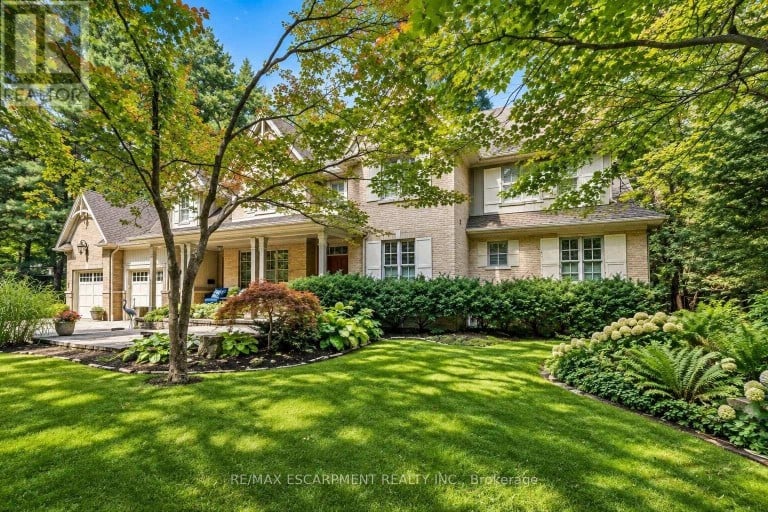 2209 PINENEEDLE ROW, Mississauga (Erindale), Ontario, L5C1V4