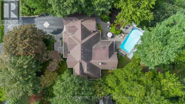 2209 PINENEEDLE ROW, Mississauga (Erindale), Ontario, L5C1V4